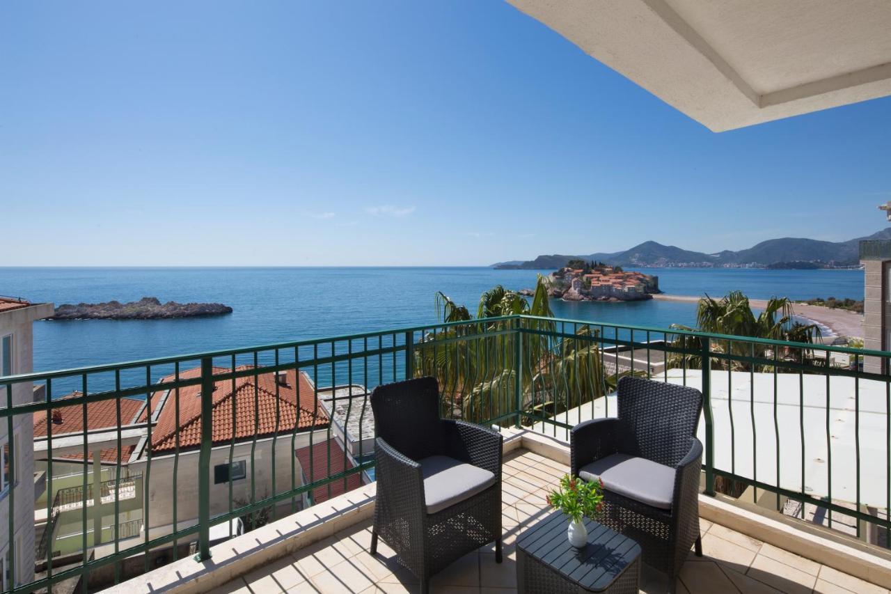 Family Apartment With Sea View Sveti Stefan Budva Bagian luar foto